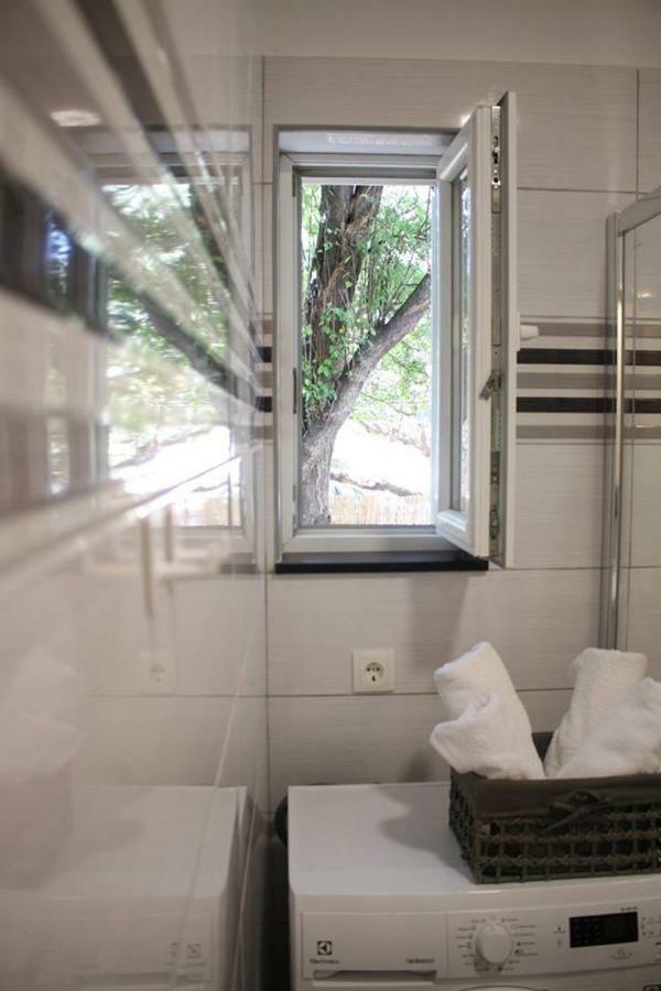 Apartments Holiday Baska Voda Luaran gambar
