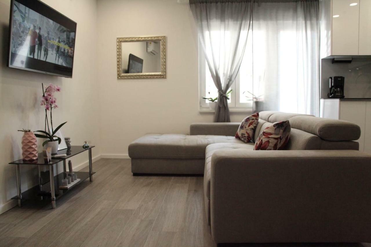 Apartments Holiday Baska Voda Luaran gambar